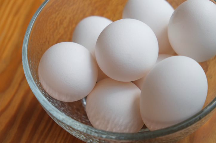 A bowl of eggs