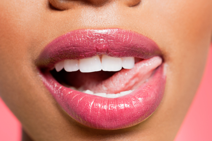 african american woman pink lipstick