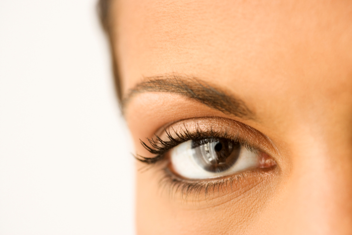 woman's eyebrow