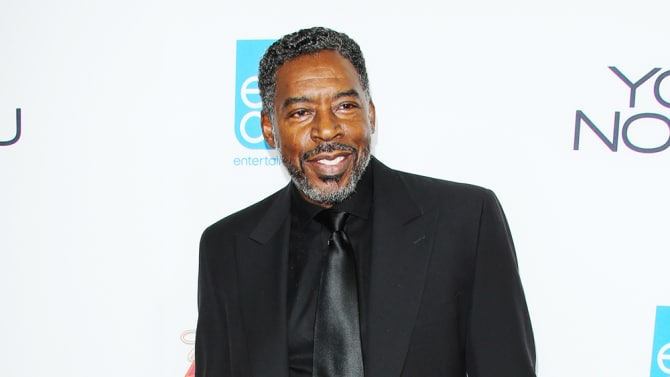 ernie hudson top