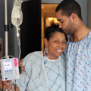 Anthony Brown donates kidney to mother