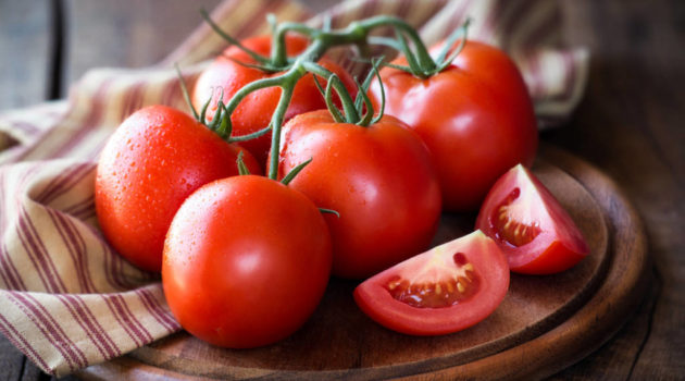 does eating tomatoes help prevent prostate cancer