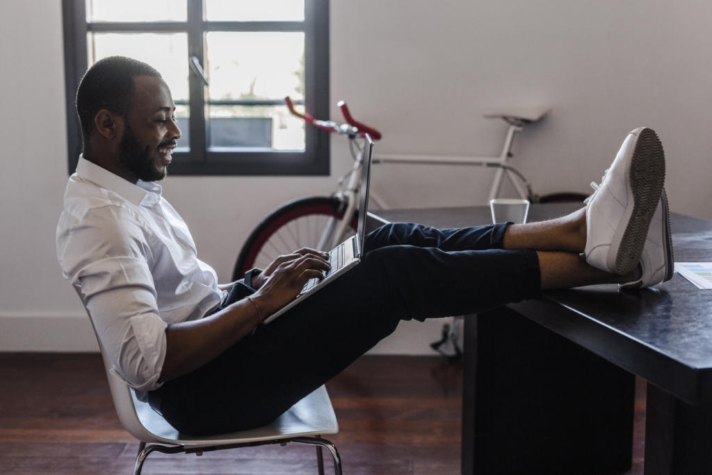 8-ways-long-term-sitting-is-affecting-your-body-blackdoctor