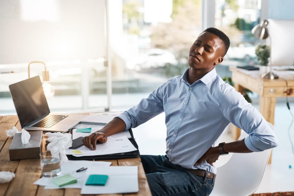 The Way You Carry Your Wallet Is Hurting Your Back