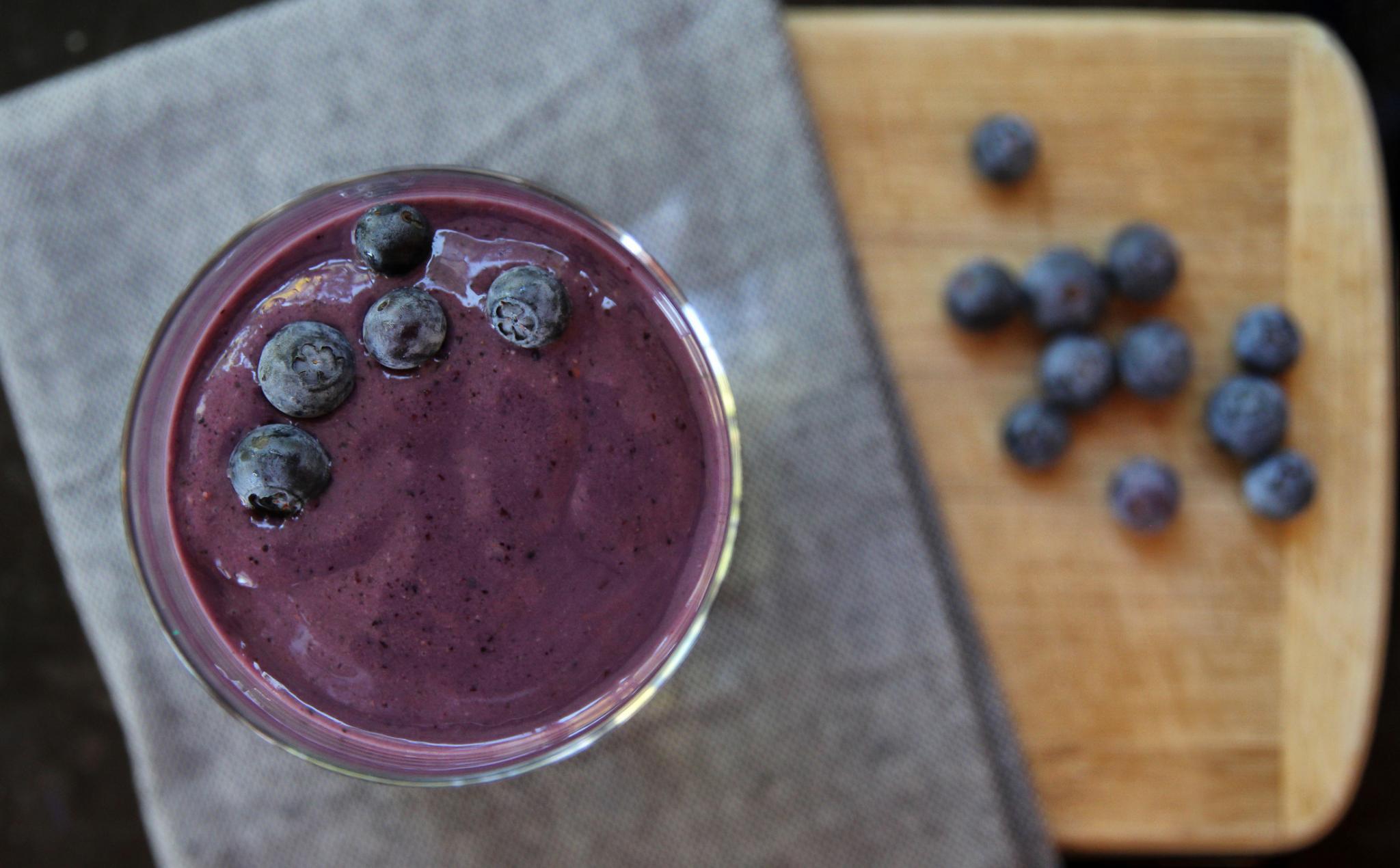 The Smoothie That Helps Grow Your Hair and Nails