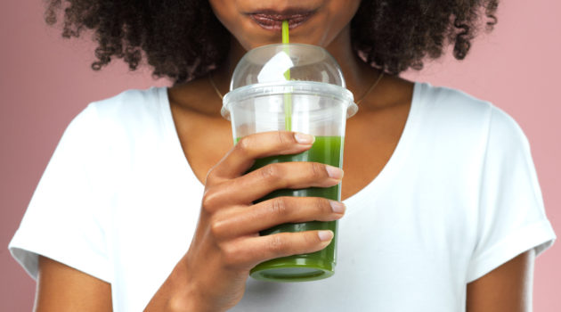 THE SMOOTHIE THAT HELPS GROW YOUR HAIR AND NAILS