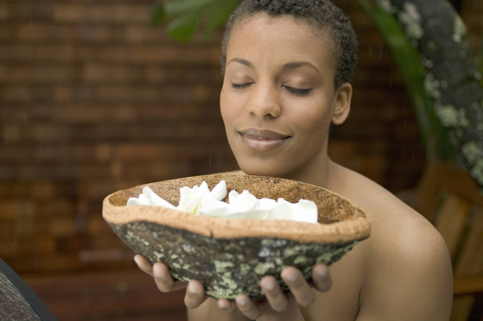The Powerful Benefits of Aromatherapy Where