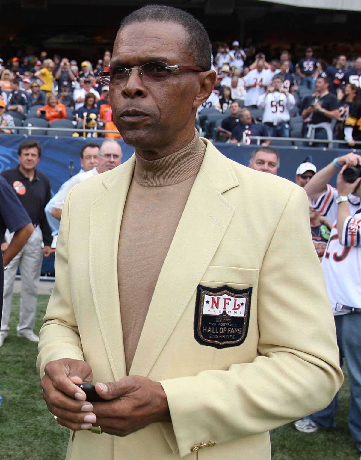 Gale Sayers, legendary Chicago Bears star and Pro Football Hall of