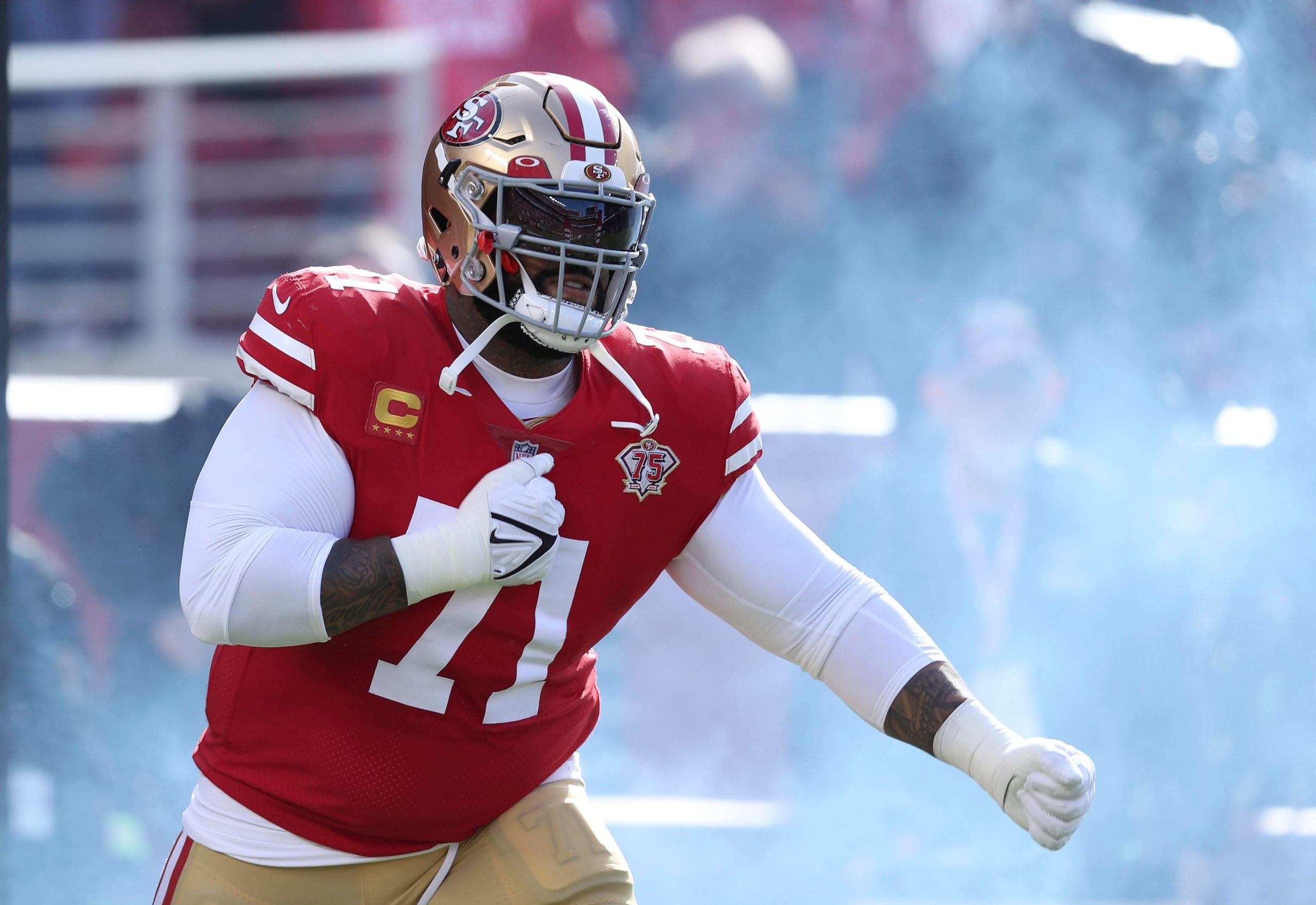 49ers LT Trent Williams on his battle with cancer: I thought