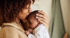 breastfeeding and formula feeding