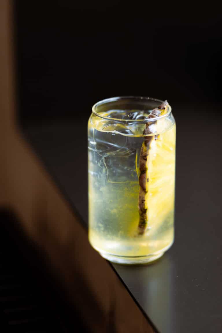 WHAT ARE THE HEALTH BENEFITS OF DRINKING PINEAPPLE WATER visual data 4