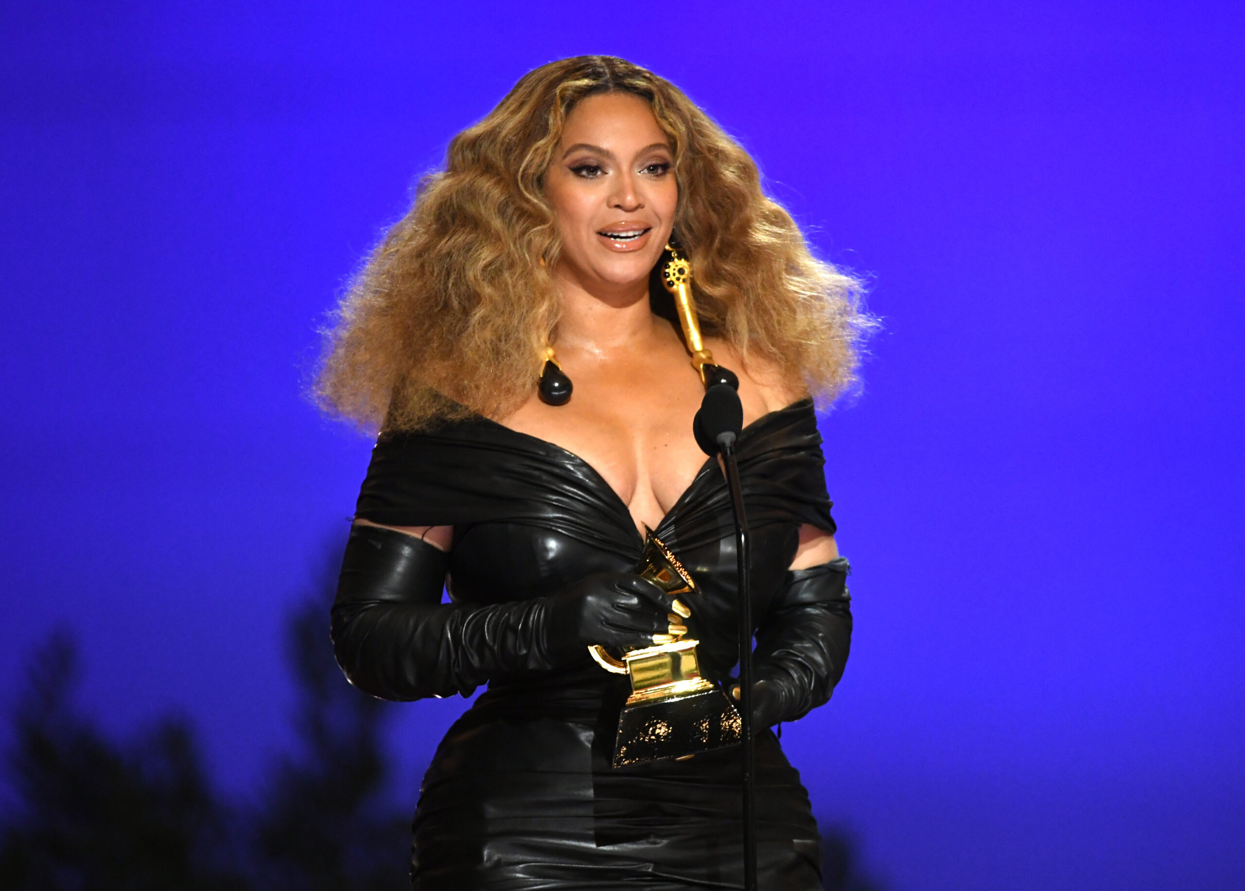 Beyonce’ Reveals Personal Battle with Psoriasis