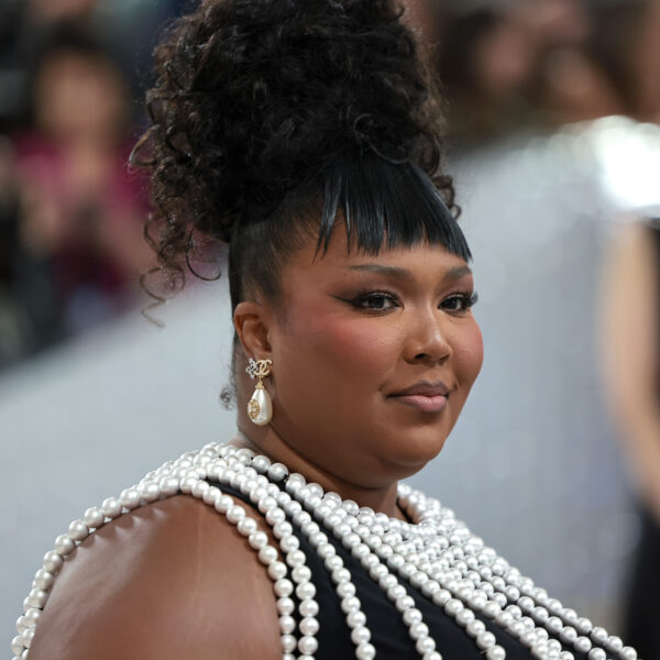 Singer Lizzo Shares Shocking Weight Loss