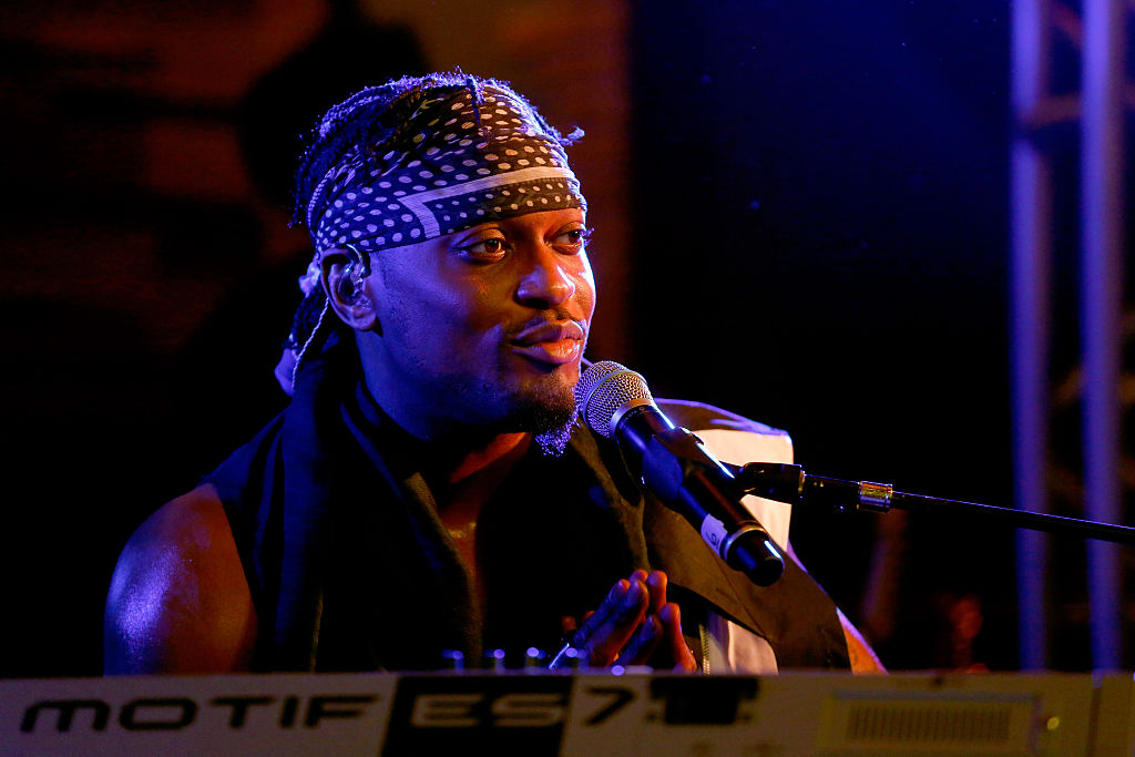 Singer D’Angelo in Recovery After Surgery; Cancels Major Concert Appearance